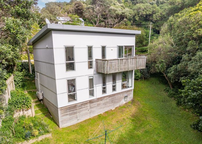  at 6b Rawhiti Road, Pukerua Bay, Porirua, Wellington