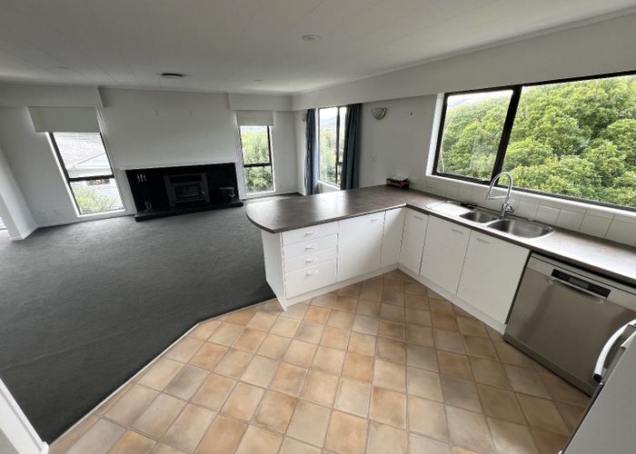  at 25 Ngatitoa Street, Tawa, Wellington
