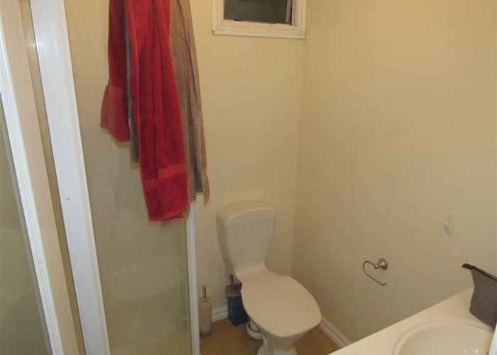  at 90B Raroa Road, Kelburn, Wellington, Wellington