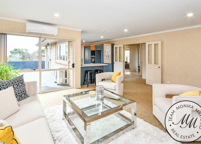  at 11 Ballyward Close, East Tamaki, Auckland