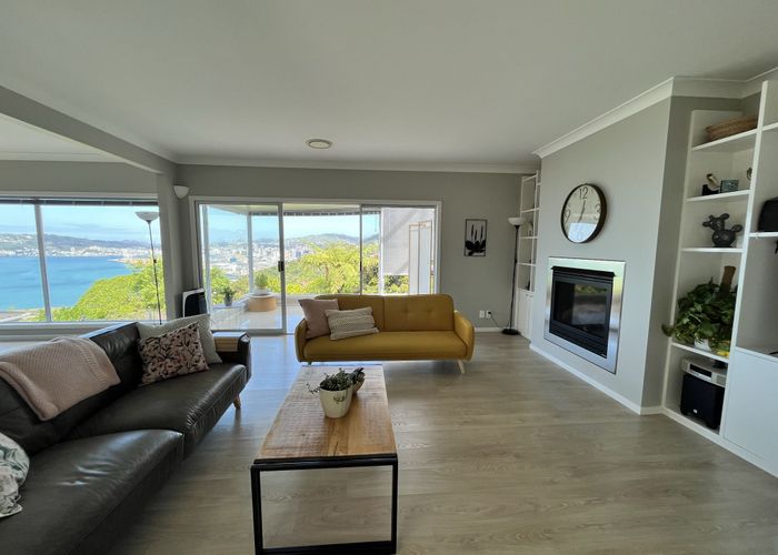  at 18 Rama Crescent, Khandallah, Wellington