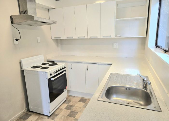  at 6B Stokes Valley Road, Stokes Valley, Lower Hutt, Wellington
