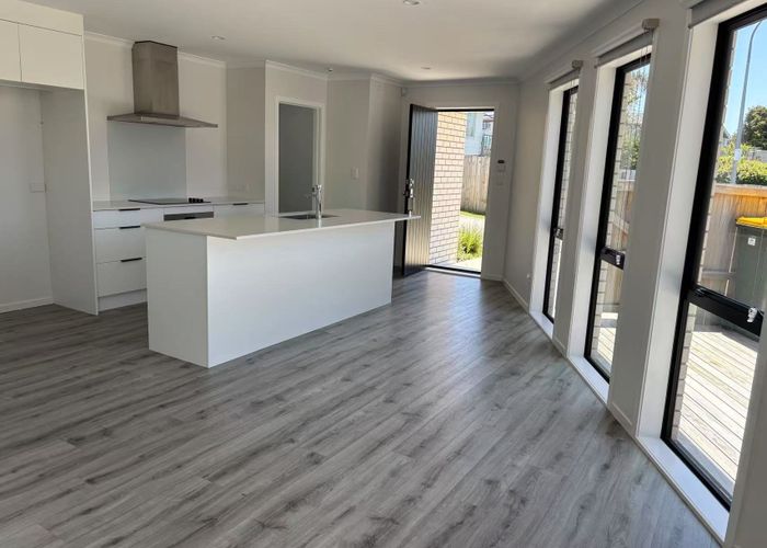  at 10A Kereru Place, Half Moon Bay, Manukau City, Auckland