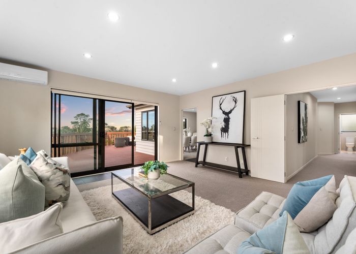  at 83 Lake Panorama Drive, Henderson, Waitakere City, Auckland