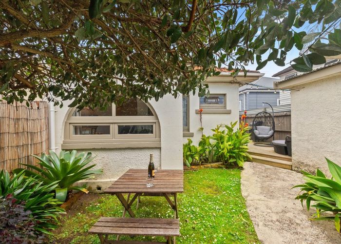  at 10 Dunbar Road, Mount Eden, Auckland