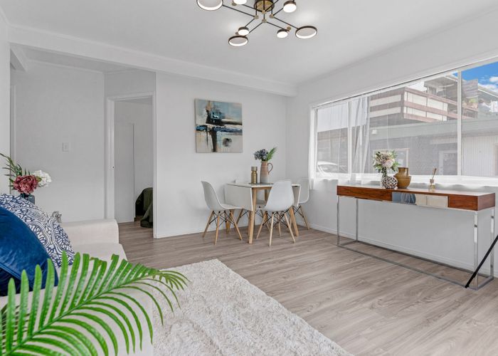  at 3/12 Sunnyside Road, Sunnyvale, Waitakere City, Auckland