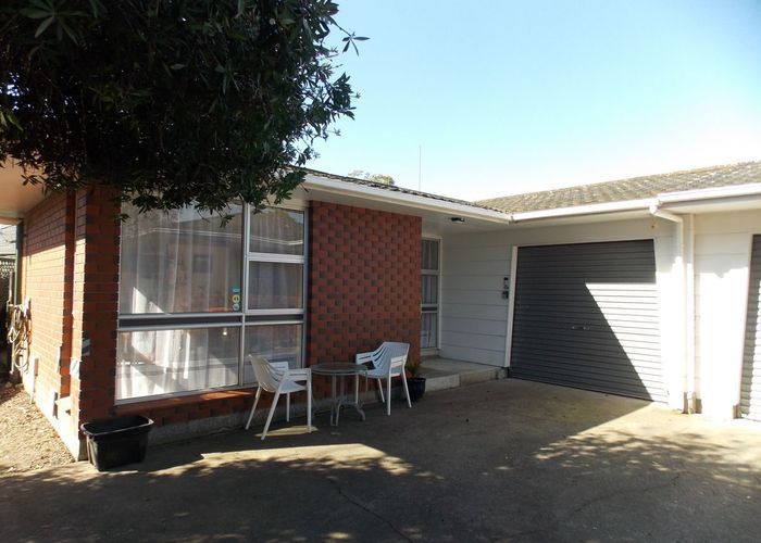  at 14A Terry Crescent, Milson, Palmerston North