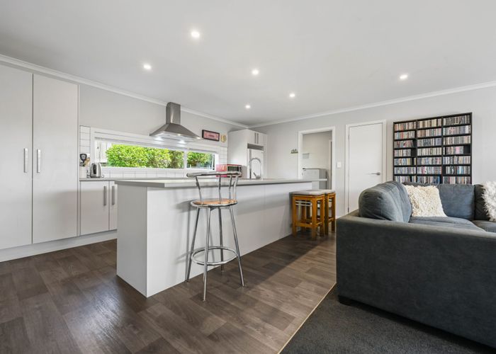  at 1145 Heaphy Terrace, Fairfield, Hamilton
