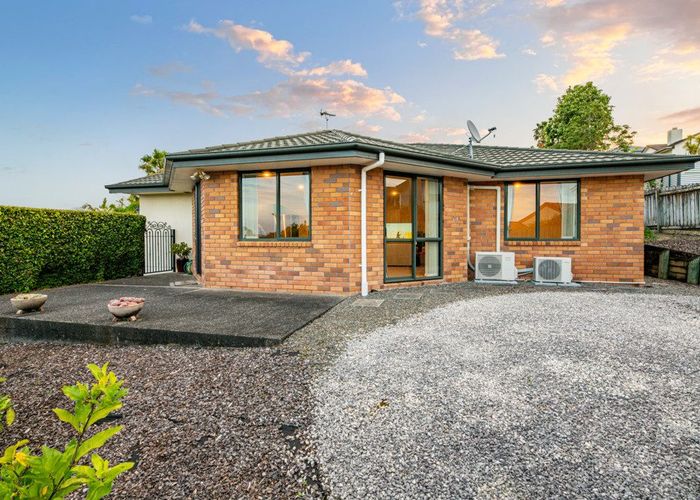  at 12 San Ignacio Court, Henderson, Auckland