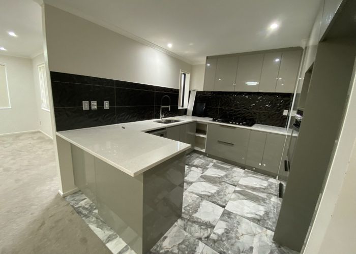  at 10b Cambridge Road, Manurewa, Manukau City, Auckland