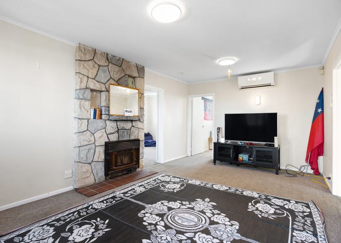  at 223 Sturges Road, Henderson, Waitakere City, Auckland