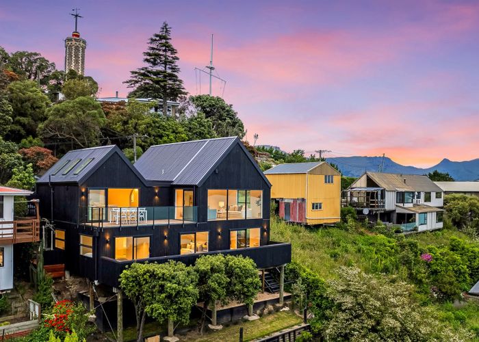  at 7 Reserve Terrace, Lyttelton