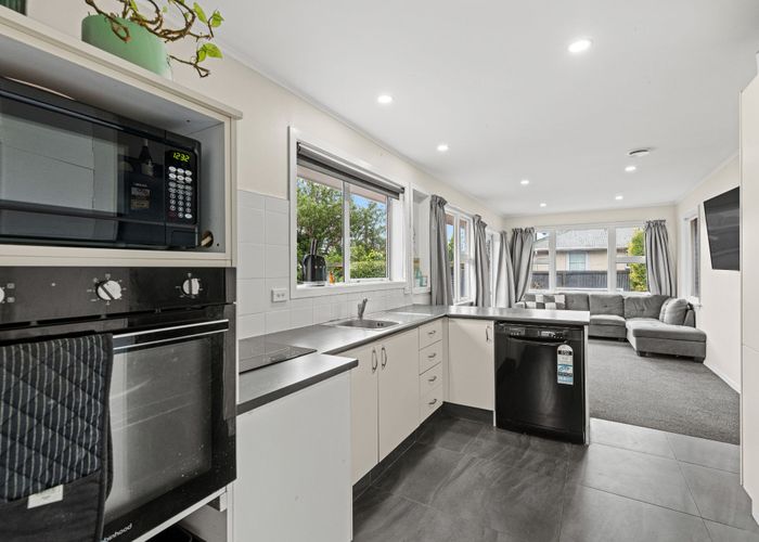  at 12 Newport Street, Avondale, Christchurch City, Canterbury