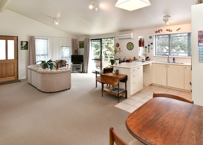  at 33E Springs Road, Parakai, Helensville