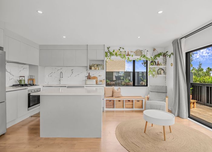  at 1 Nga Waka Place, Mangere, Manukau City, Auckland