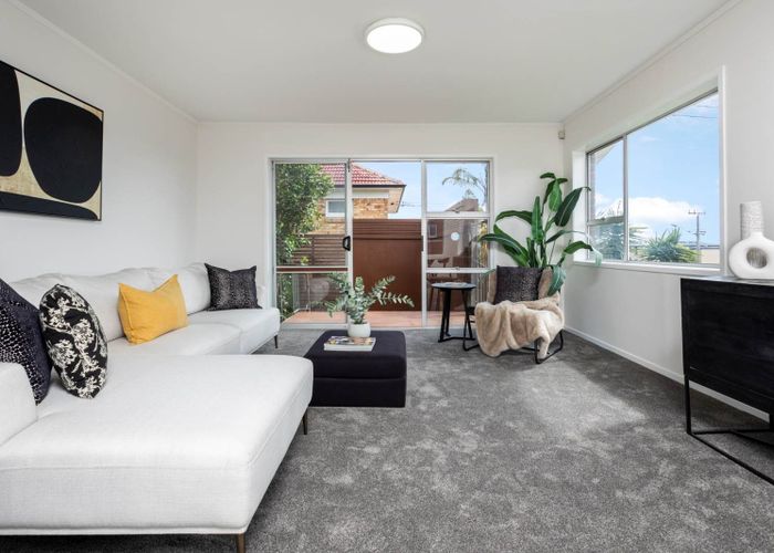  at 1/503 Richardson Road, Mount Roskill, Auckland
