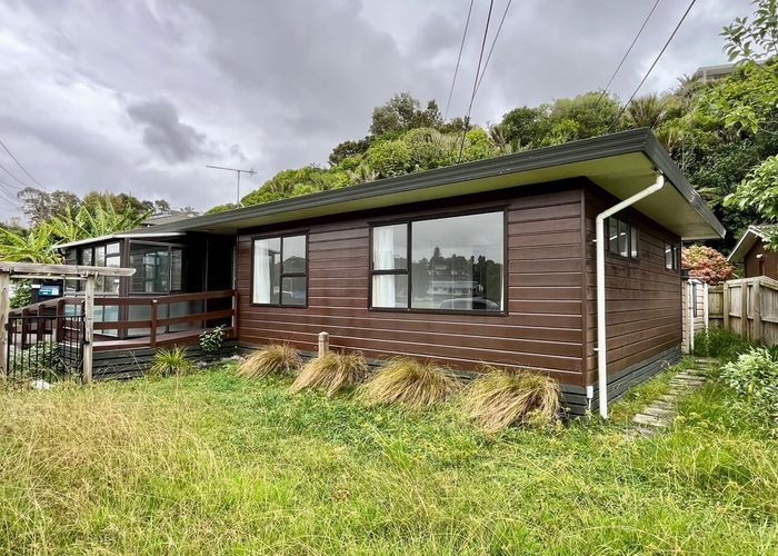  at Browns Bay, North Shore City, Auckland