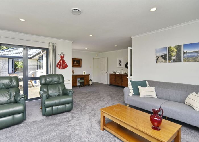  at 20 Innisfree Place, Northwood, Christchurch
