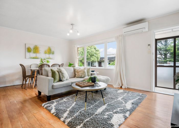  at 3/37 Buckingham Crescent, Papatoetoe, Auckland
