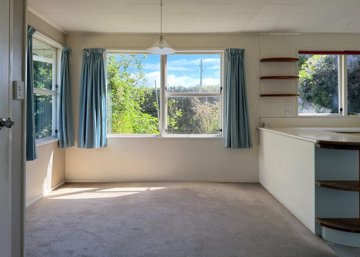  at 145 Chivalry Road, Glenfield, North Shore City, Auckland
