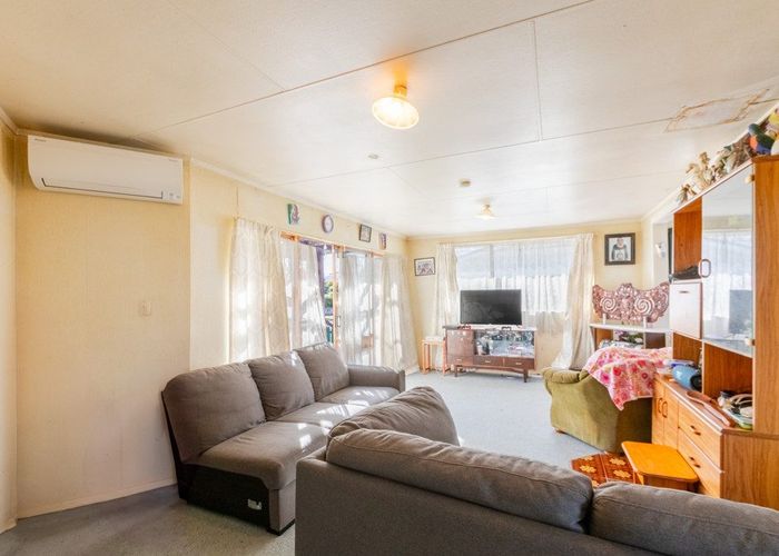  at 21 Amundsen Avenue, Flaxmere, Hastings, Hawke's Bay