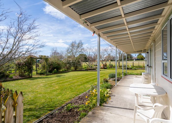  at 121 Chester Road, Clareville, Carterton
