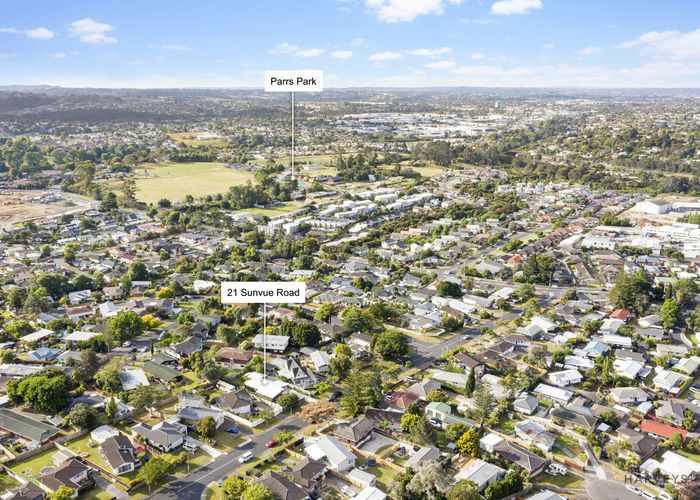  at 21 Sunvue Road, Glen Eden, Auckland