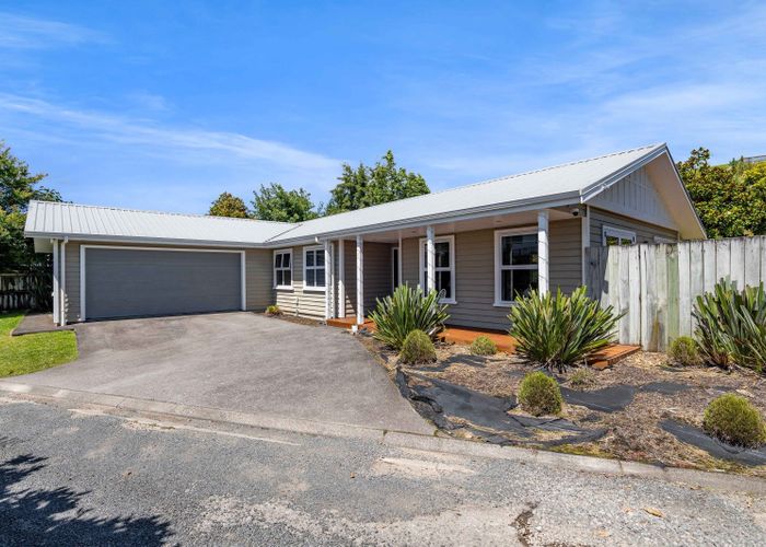  at 15A Heta Road, Highlands Park, New Plymouth, Taranaki