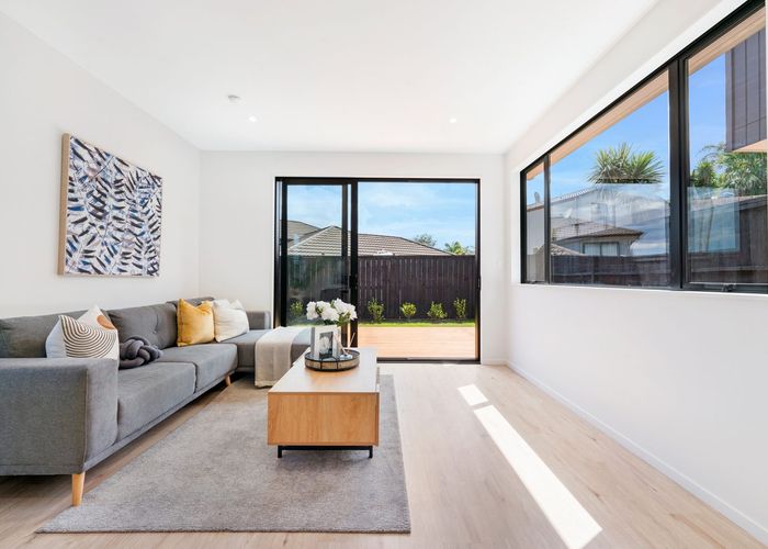  at 90 Picasso Drive, West Harbour, Waitakere City, Auckland