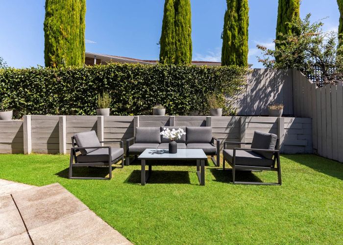  at 2/46 Raleigh Road, Northcote, North Shore City, Auckland