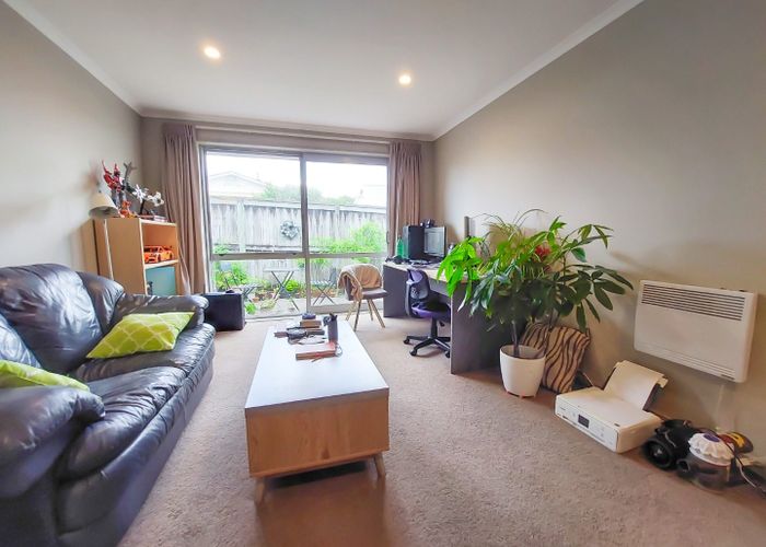  at 4/3 Edgecumbe Street, Whitiora, Hamilton, Waikato
