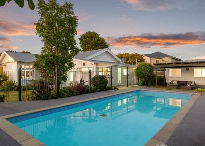  at 126 Blighs Road, Strowan, Christchurch