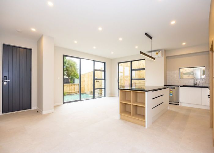  at 34 Hellyers Street, Birkdale, Auckland