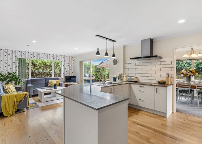  at 583 Great South Road, Rosehill, Papakura