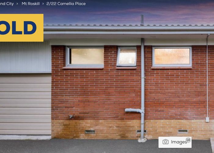  at 2/22 Camellia Place, Mount Roskill, Auckland