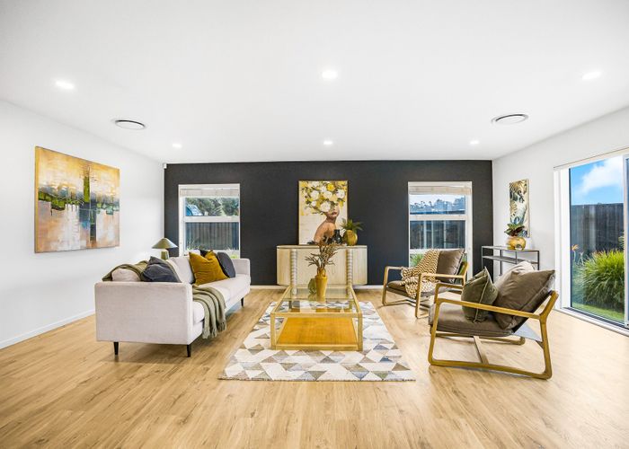  at 7 Somerset Place, Stanmore Bay, Rodney, Auckland