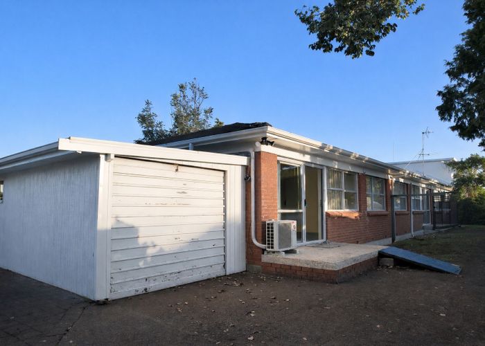  at 4/8 Maunu Road, Papatoetoe, Manukau City, Auckland