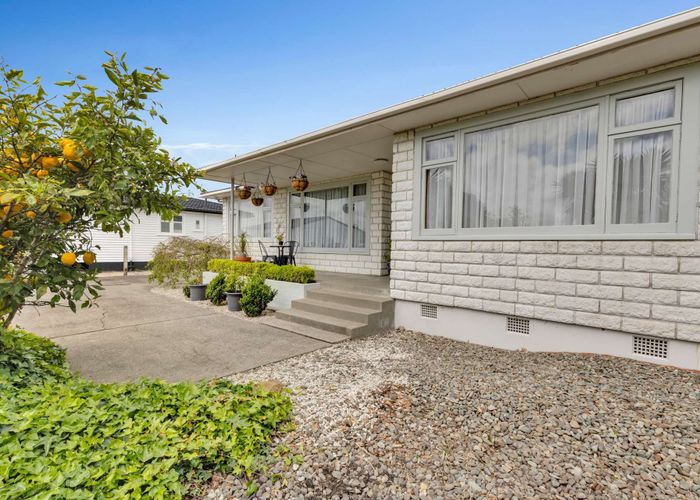  at 4 Belvedere Crescent, Takaro, Palmerston North