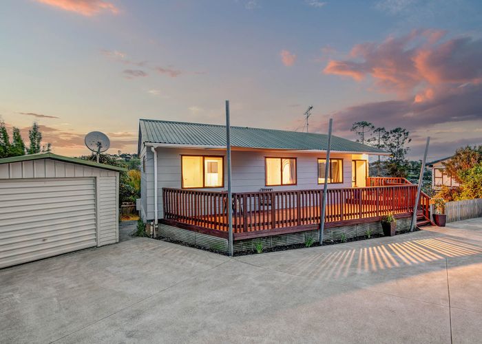  at 36 Brian Crescent, Stanmore Bay, Whangaparaoa