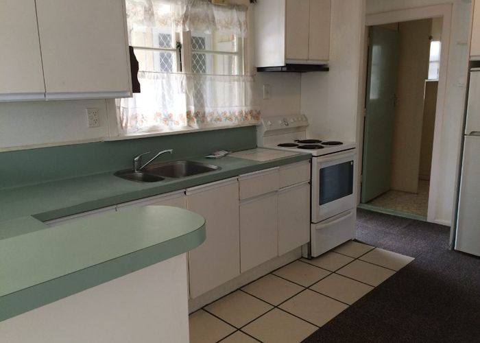  at 122 Avonhead Road, Avonhead, Christchurch City, Canterbury