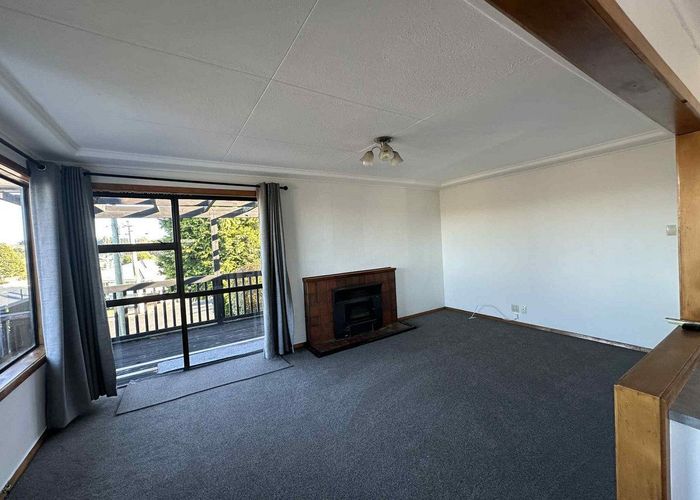  at 6 Stephen Street, Halfway Bush, Dunedin