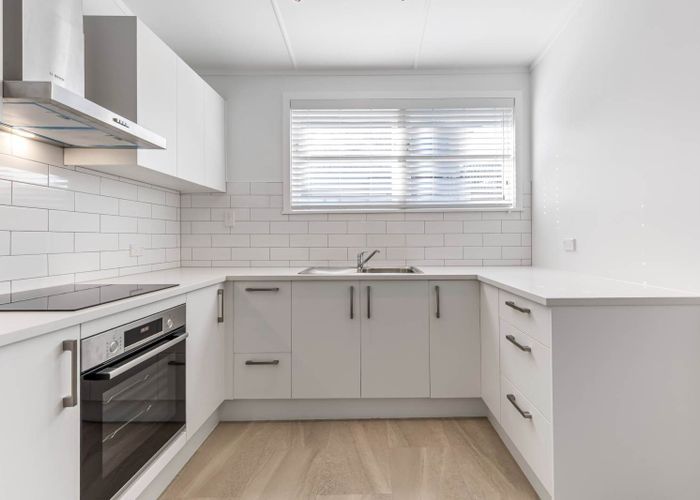 at 61 Sunnynook Road, Forrest Hill, North Shore City, Auckland