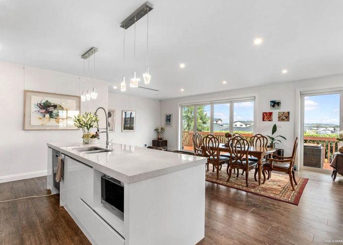  at 18 Gumdigger Rise, Silverdale, Silverdale