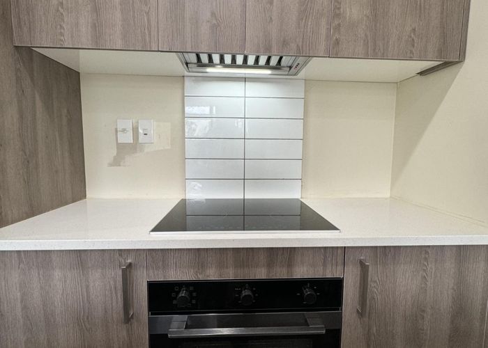 at 4/13 Laidlaw Way, East Tamaki, Manukau City, Auckland
