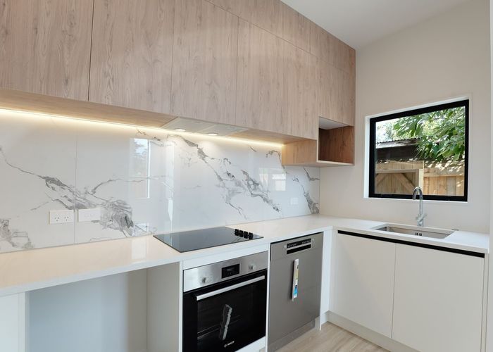  at 3/4 Serjeant Street, Henderson, Auckland