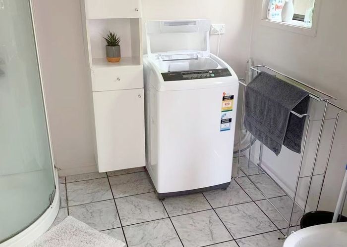 at 23 Mountbatten Ave, Hillcrest, North Shore City, Auckland