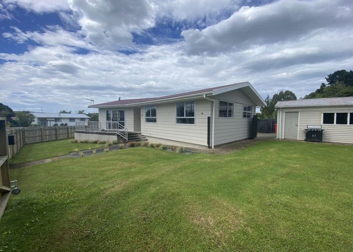  at 27 Savage Crescent, Aramoho, Whanganui