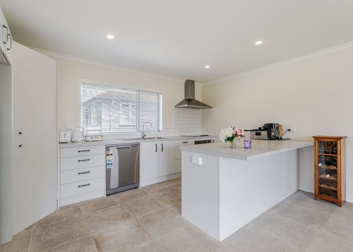  at 140 Rugby Street, Awapuni, Palmerston North, Manawatu / Whanganui