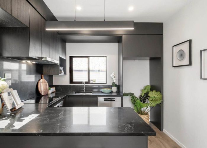  at 10/1B Egremont Street, Belmont, North Shore City, Auckland