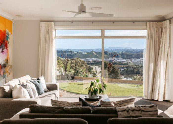  at 40 Broadwater Close, Pyes Pa, Tauranga, Bay Of Plenty